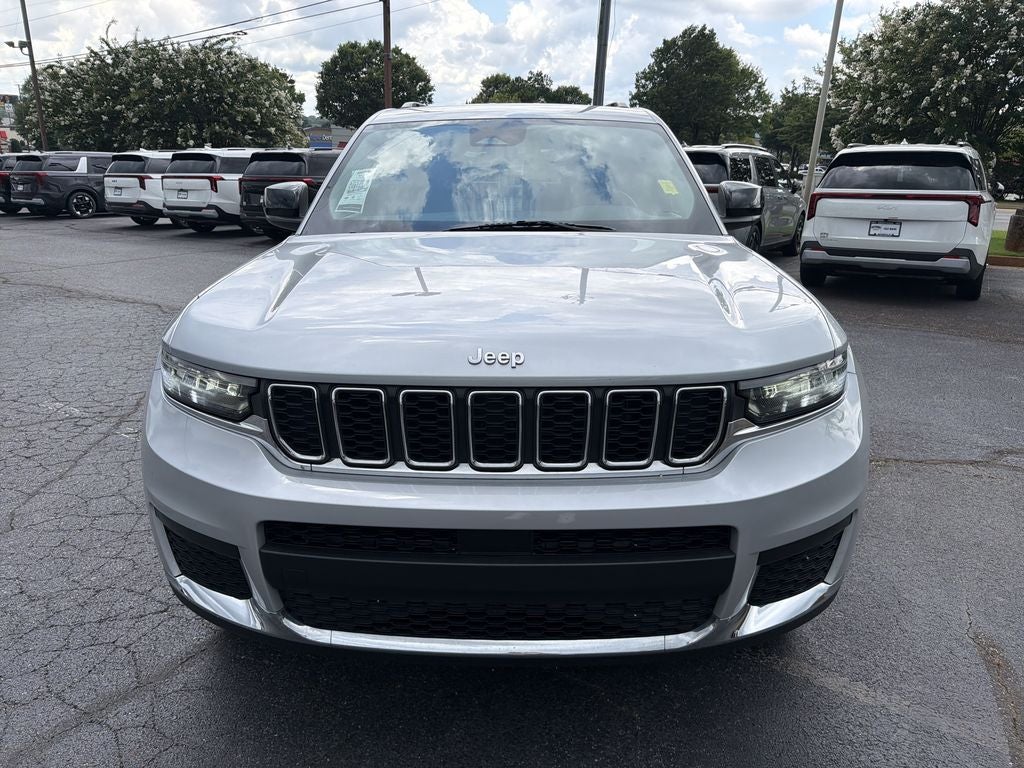 2023 Jeep Grand Cherokee L Laredo