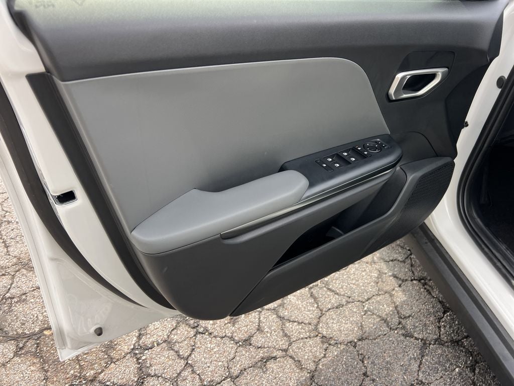 2026 Kia K4 Base