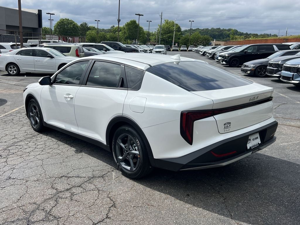 2026 Kia K4 Base