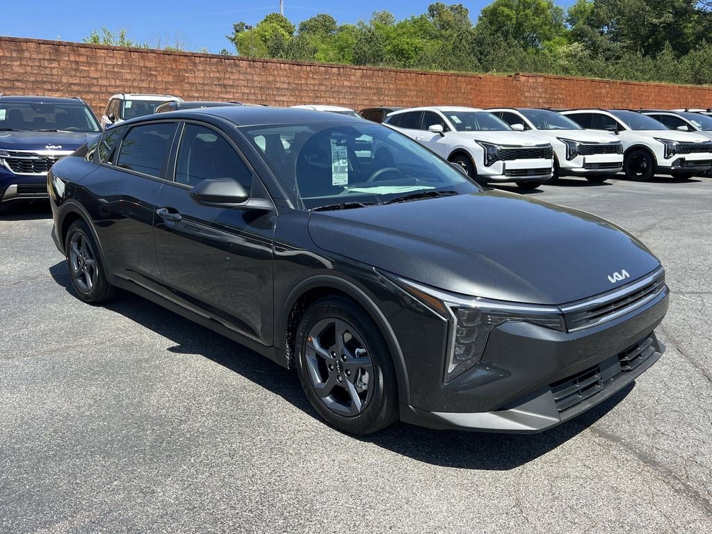 2026 Kia K4 Base