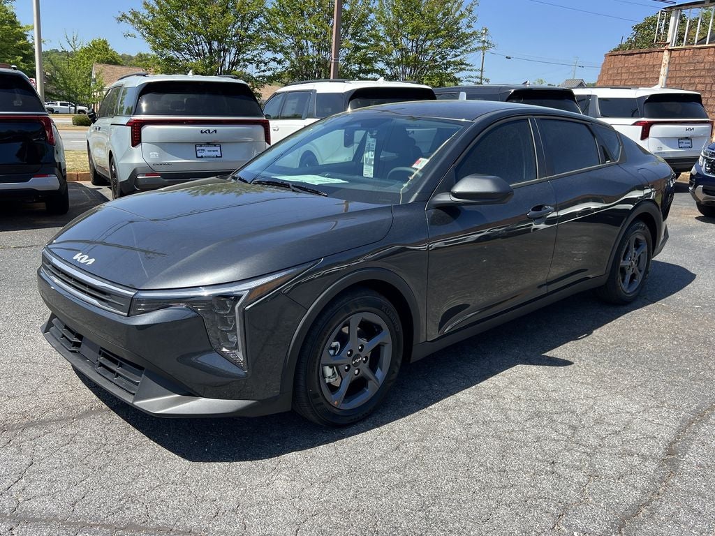 2026 Kia K4 Base