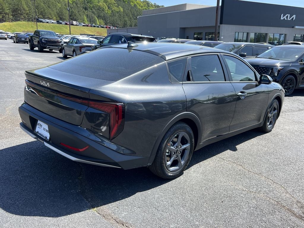 2026 Kia K4 Base