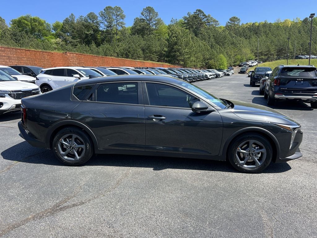 2026 Kia K4 Base