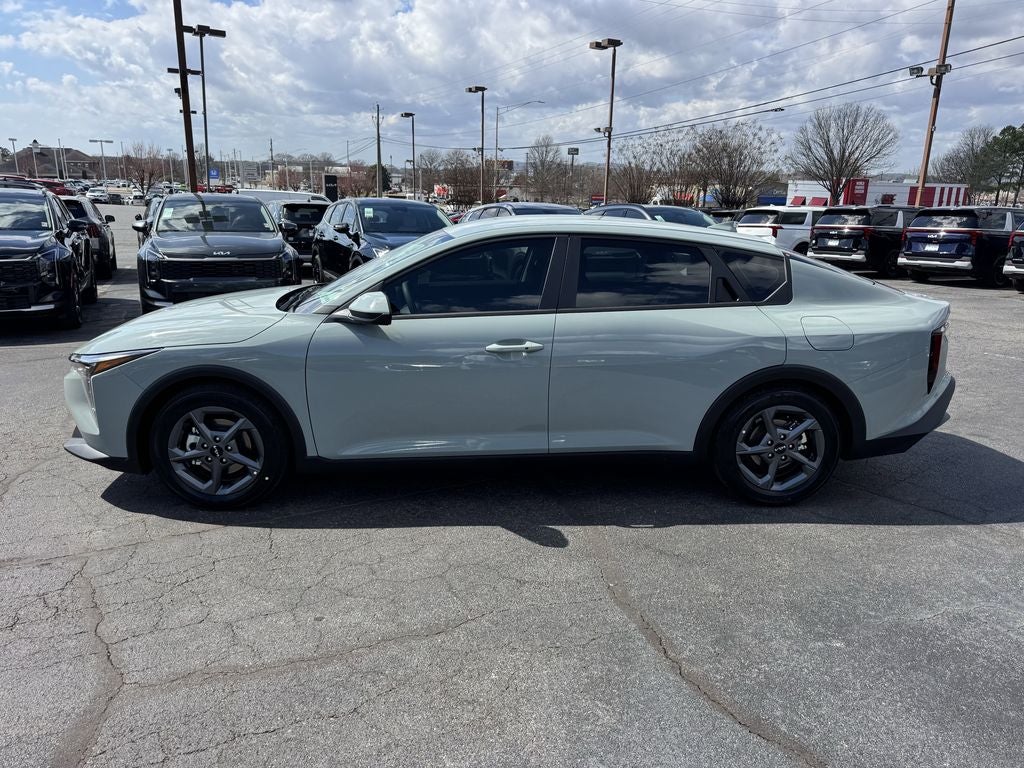 2026 Kia K4 Base