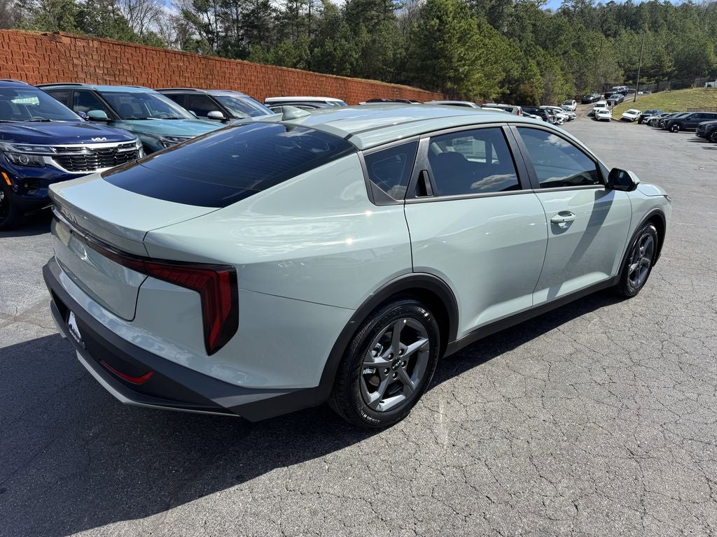 2026 Kia K4 Base