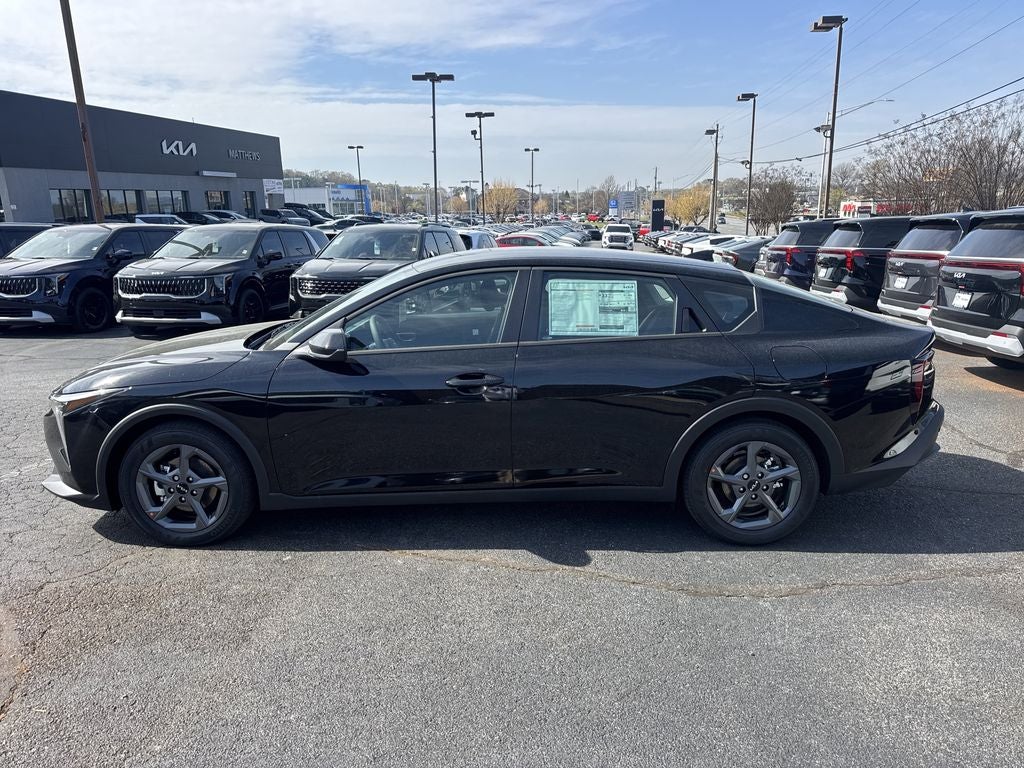 2026 Kia K4 Base
