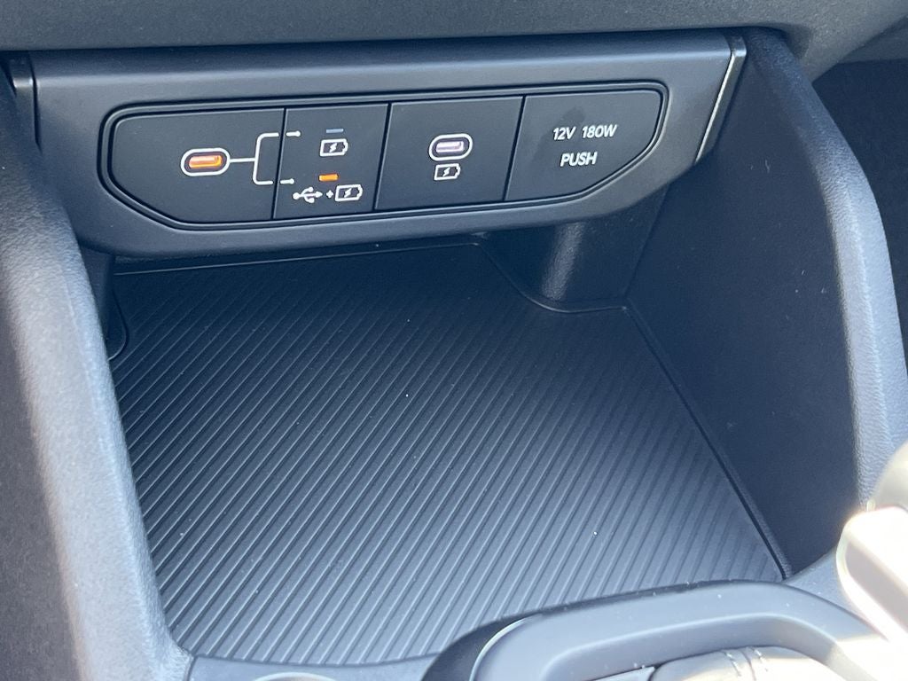 2026 Kia K4 Base