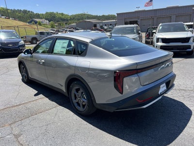2026 Kia K4 Base