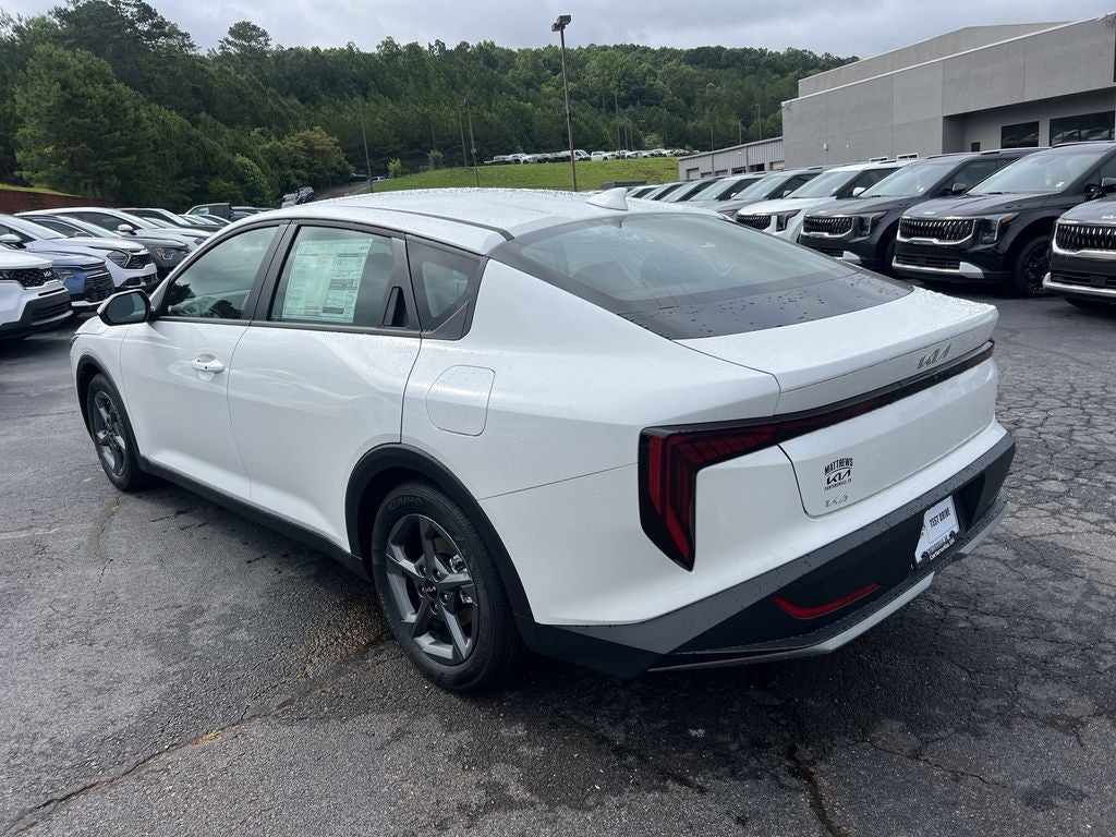 2025 Kia K4 LXS