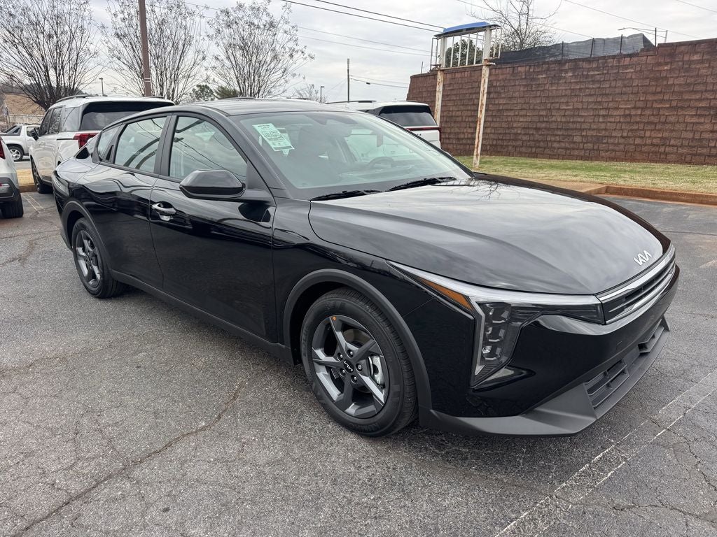 2026 Kia K4 Base