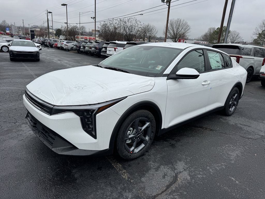 2026 Kia K4 Base