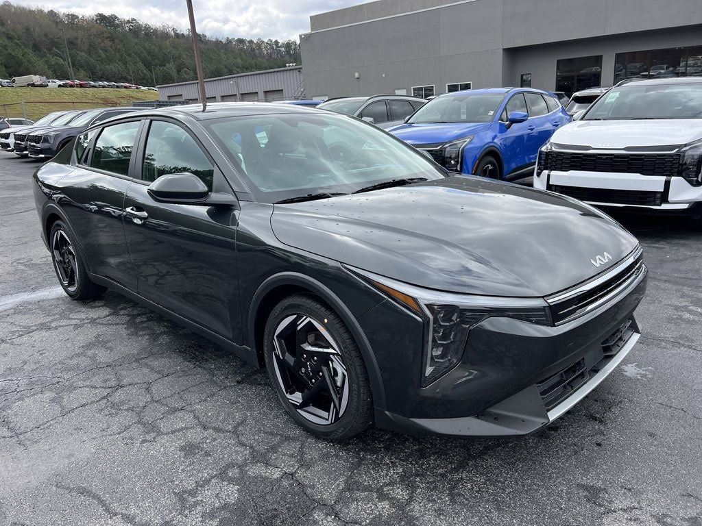 2026 Kia K4 EX