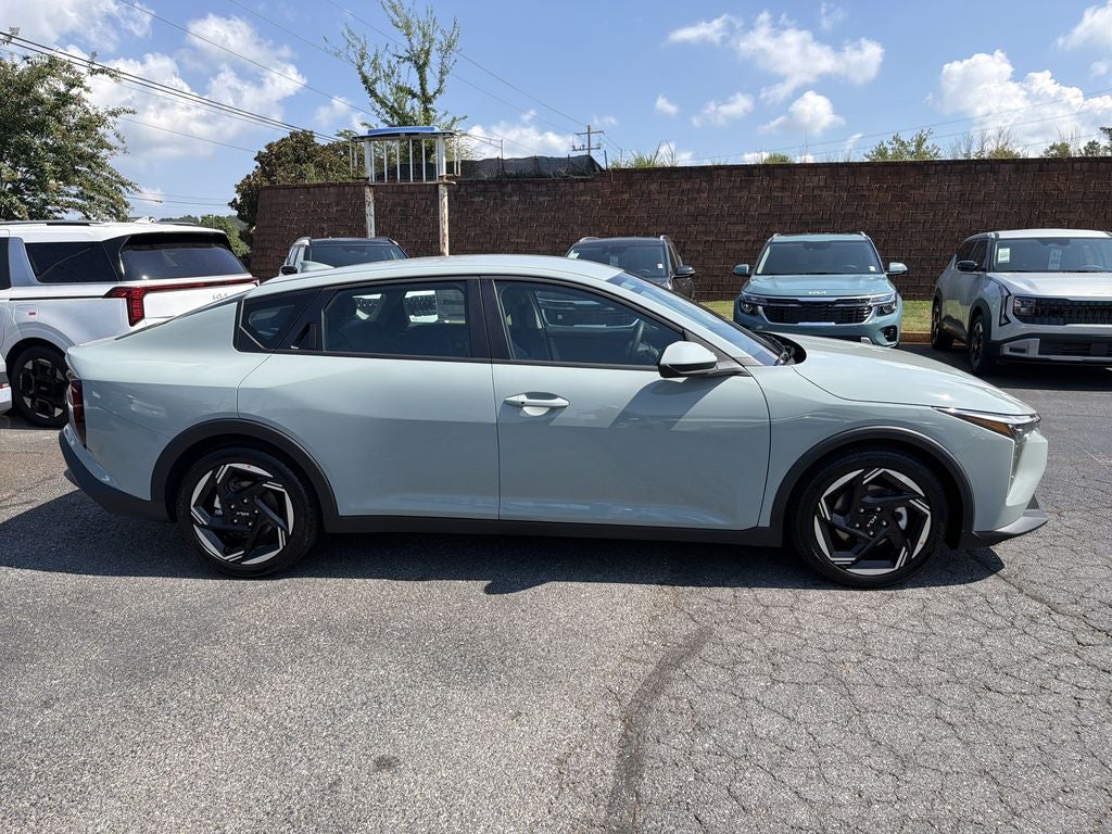 2026 Kia K4 EX
