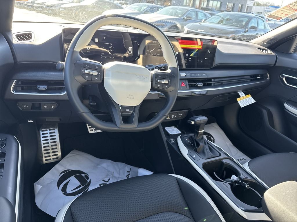 2025 Kia K4 GT-Line Turbo