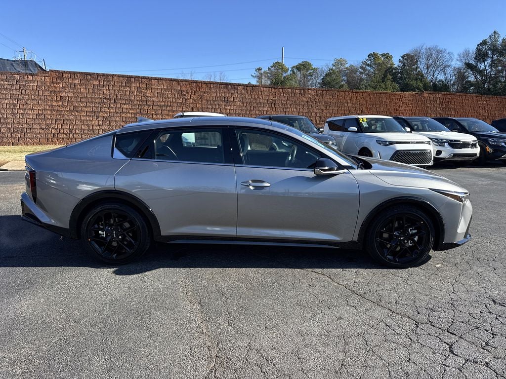 2025 Kia K4 GT-Line Turbo