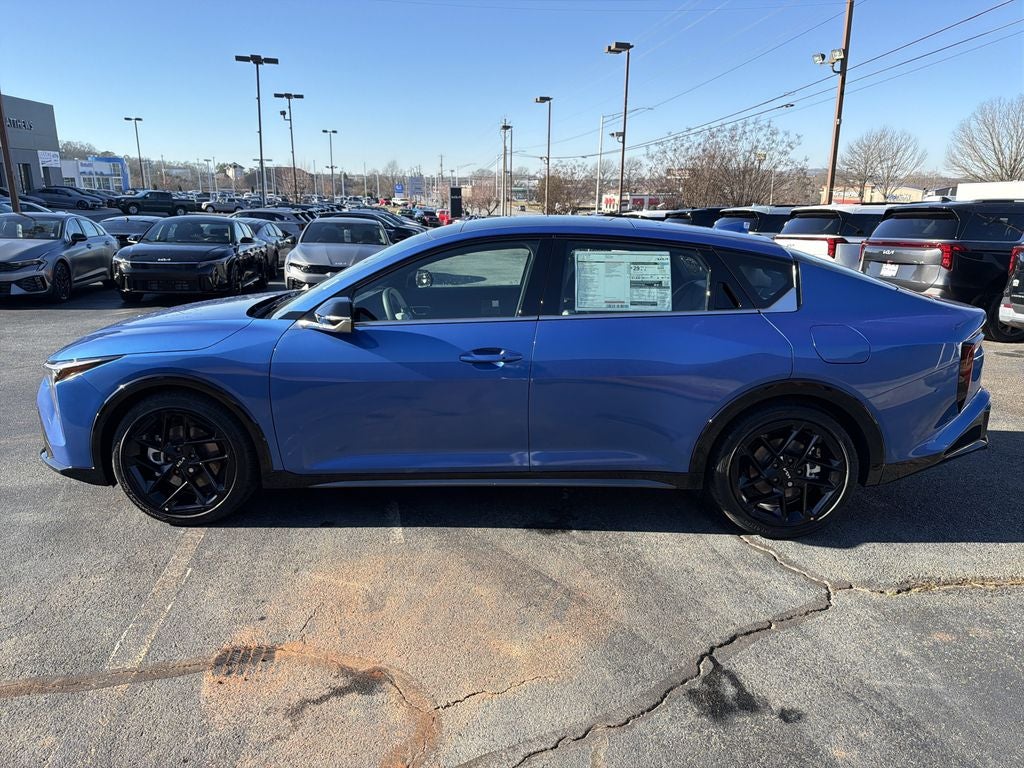 2025 Kia K4 GT-Line Turbo