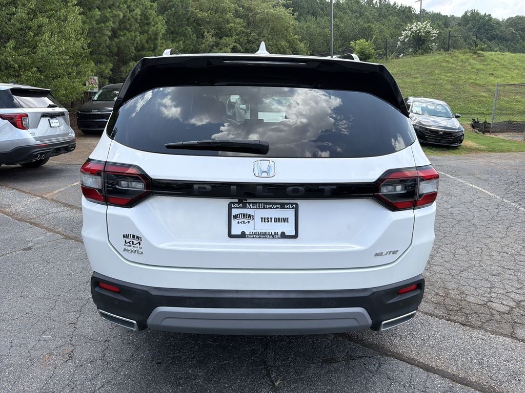 2023 Honda Pilot Elite