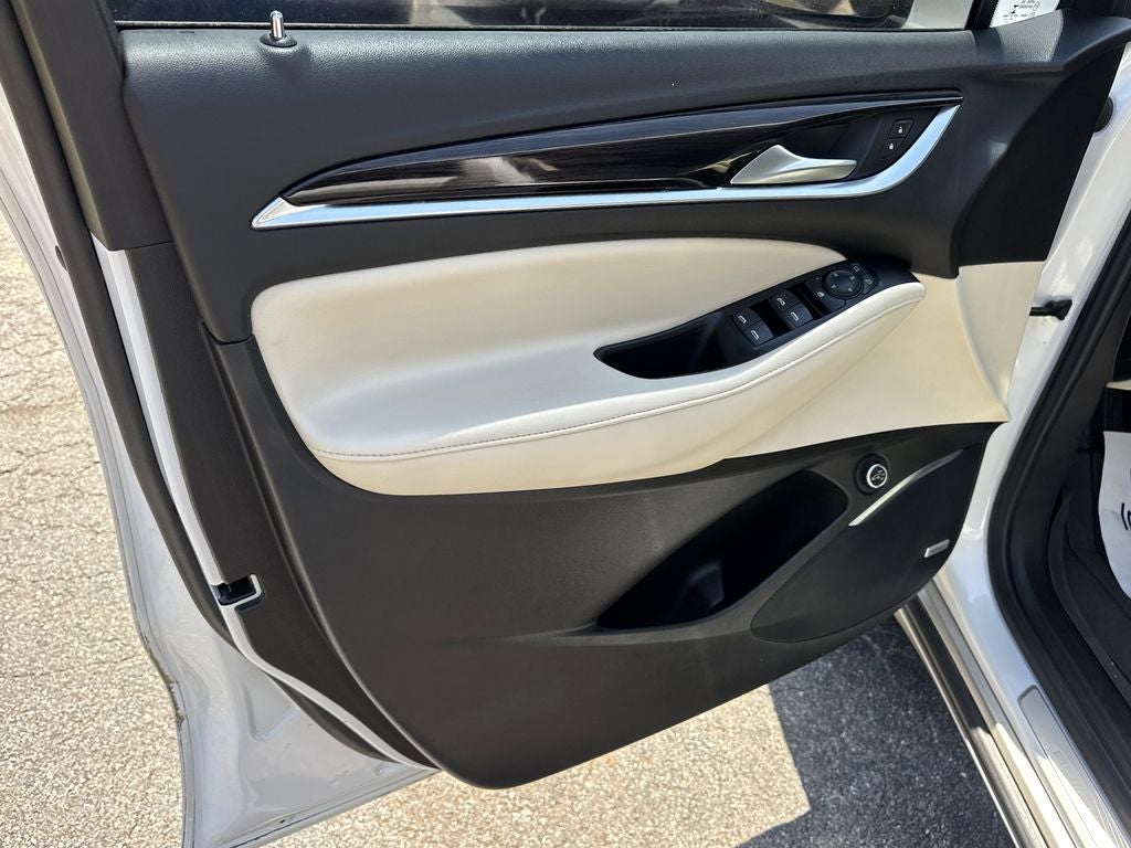 2022 Buick Enclave Essence
