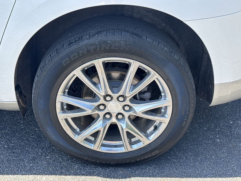 2022 Buick Enclave Essence