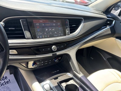 2022 Buick Enclave Essence