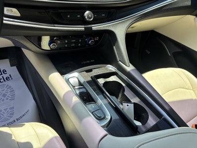 2022 Buick Enclave Essence