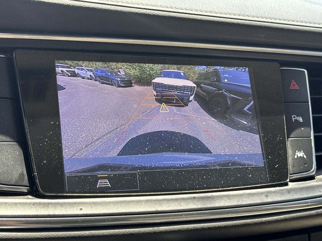 2022 Buick Enclave Essence