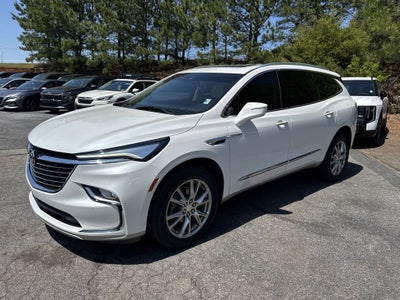 2022 Buick Enclave Essence