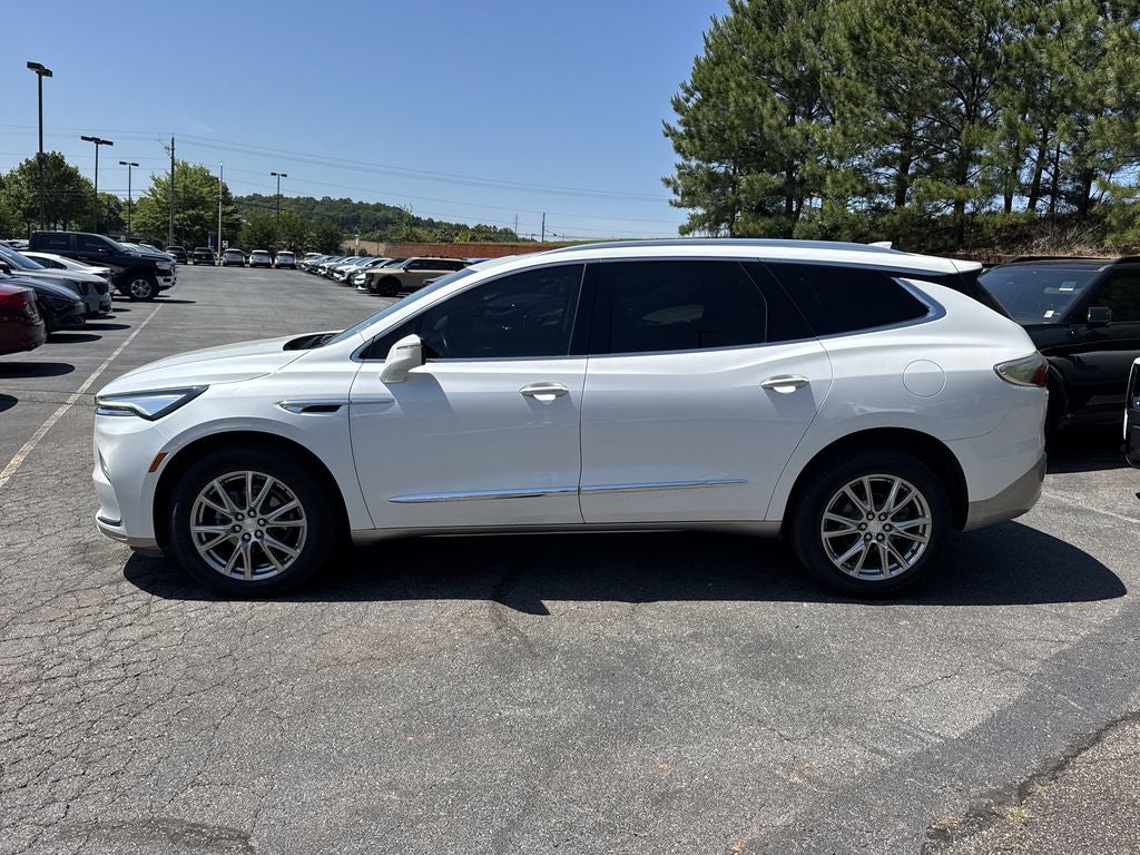 2022 Buick Enclave Essence