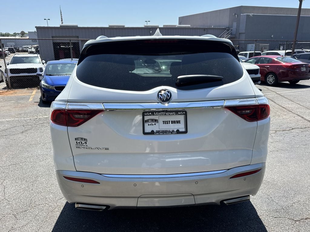 2022 Buick Enclave Essence
