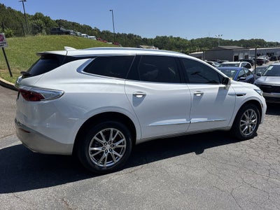2022 Buick Enclave Essence