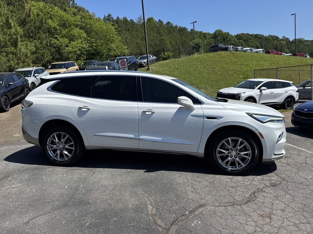 2022 Buick Enclave Essence