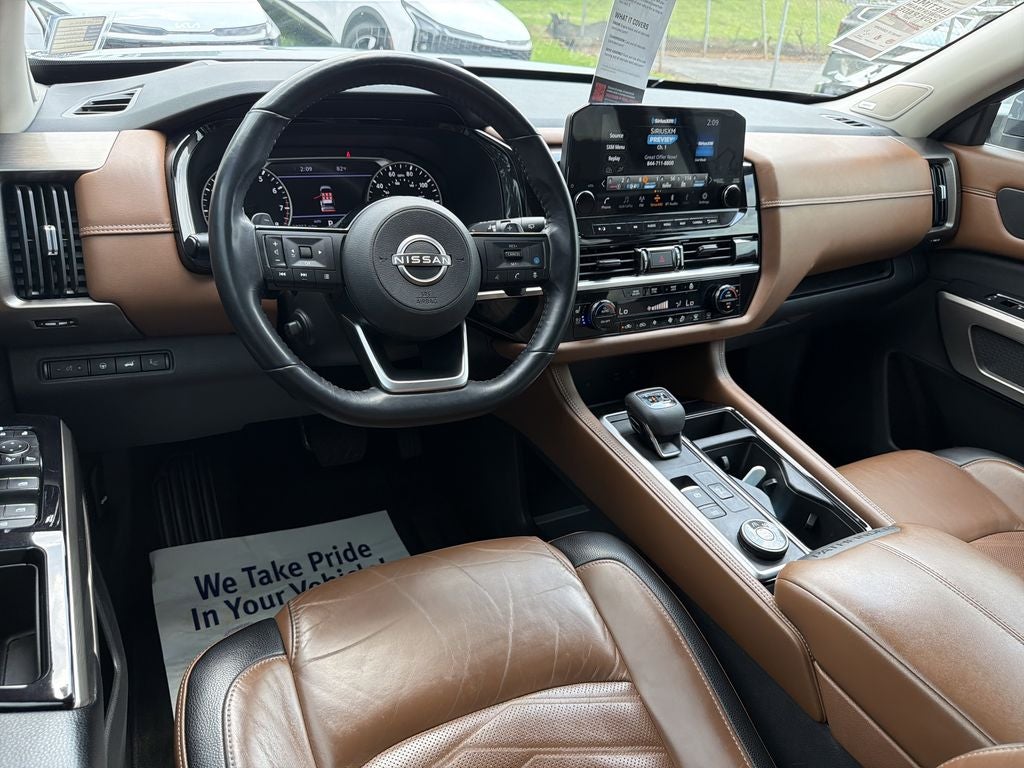 2022 Nissan Pathfinder Platinum