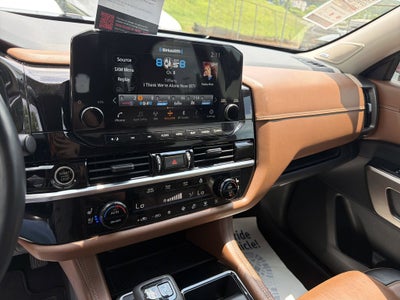 2022 Nissan Pathfinder Platinum