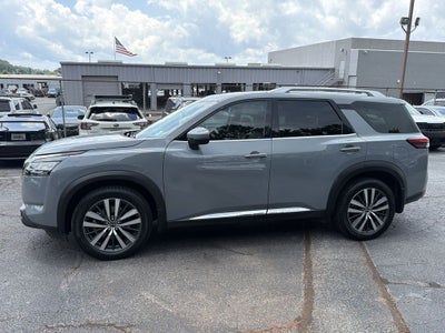 2022 Nissan Pathfinder Platinum