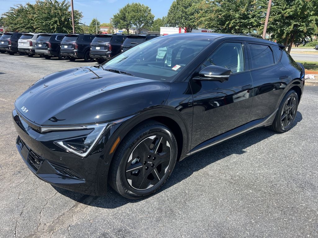 2025 Kia EV6 Wind