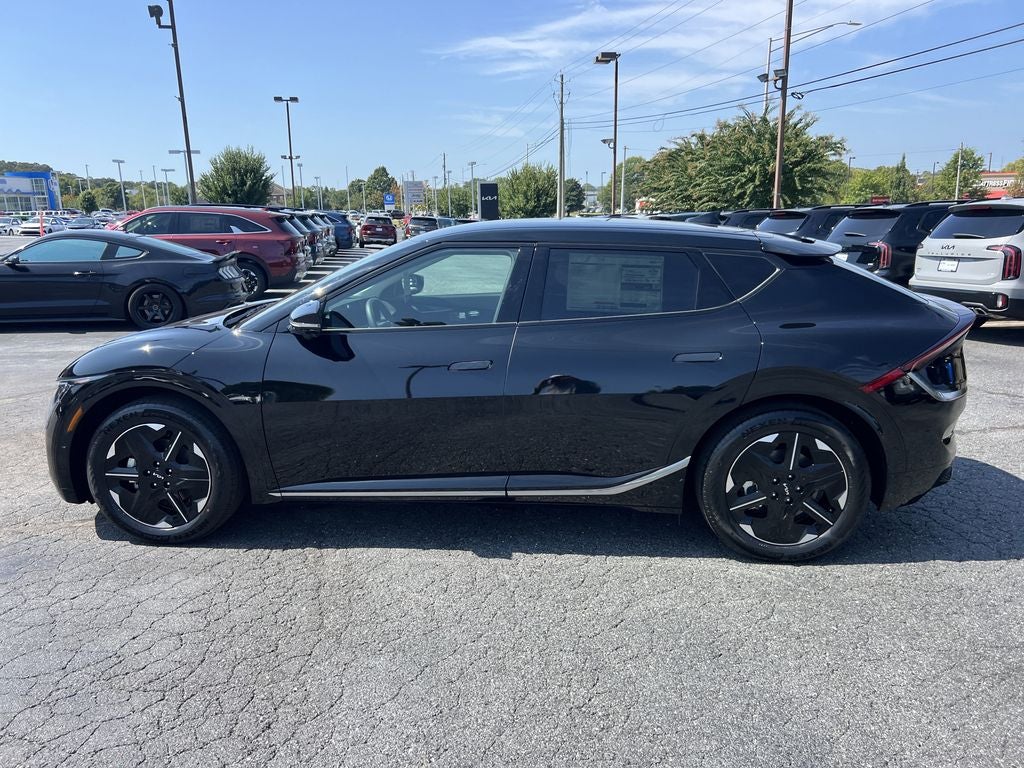 2025 Kia EV6 Wind