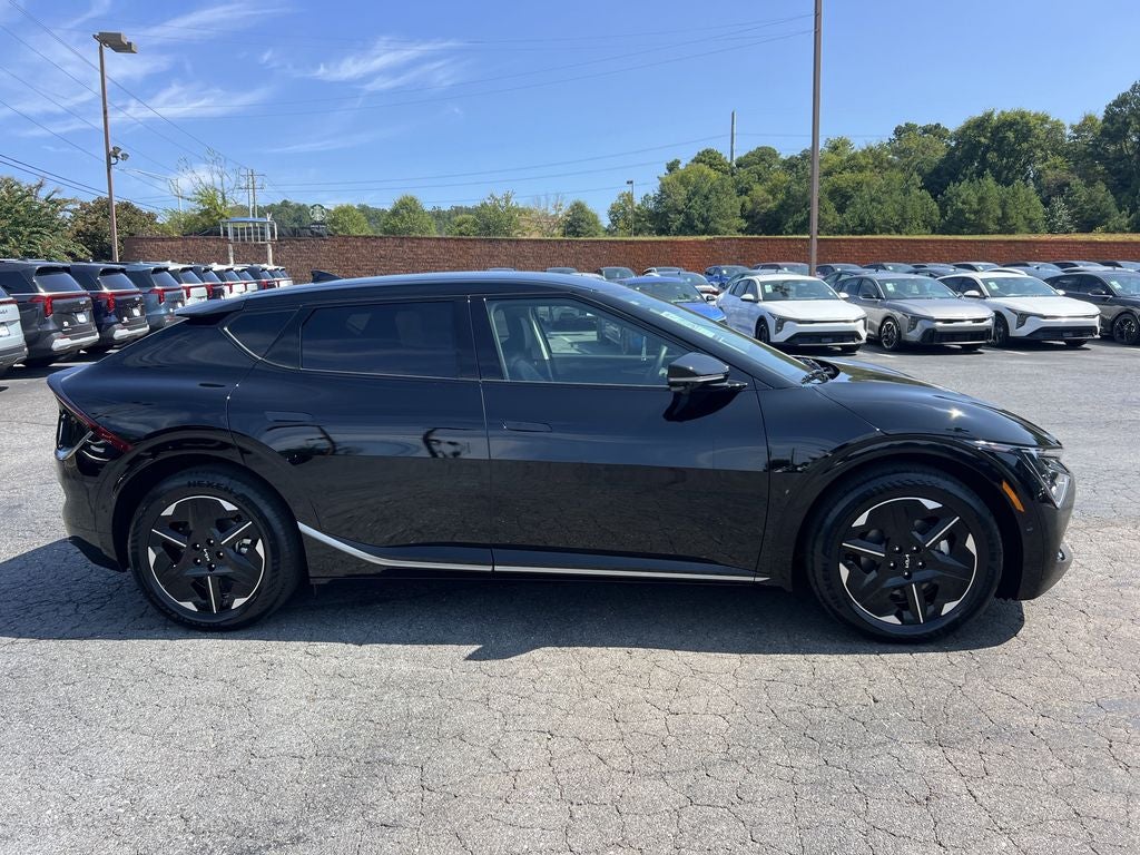 2025 Kia EV6 Wind
