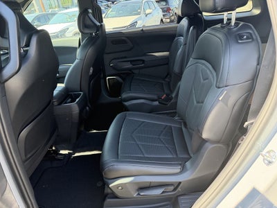 2027 Kia Telluride Base