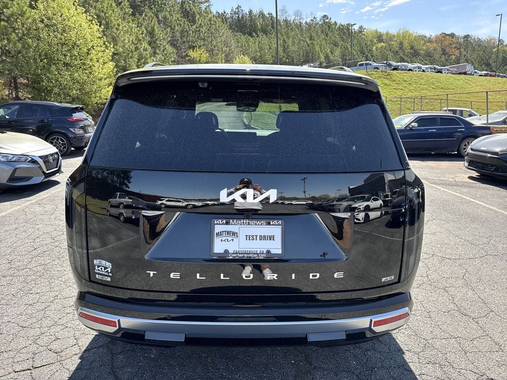 2027 Kia Telluride Hybrid Base
