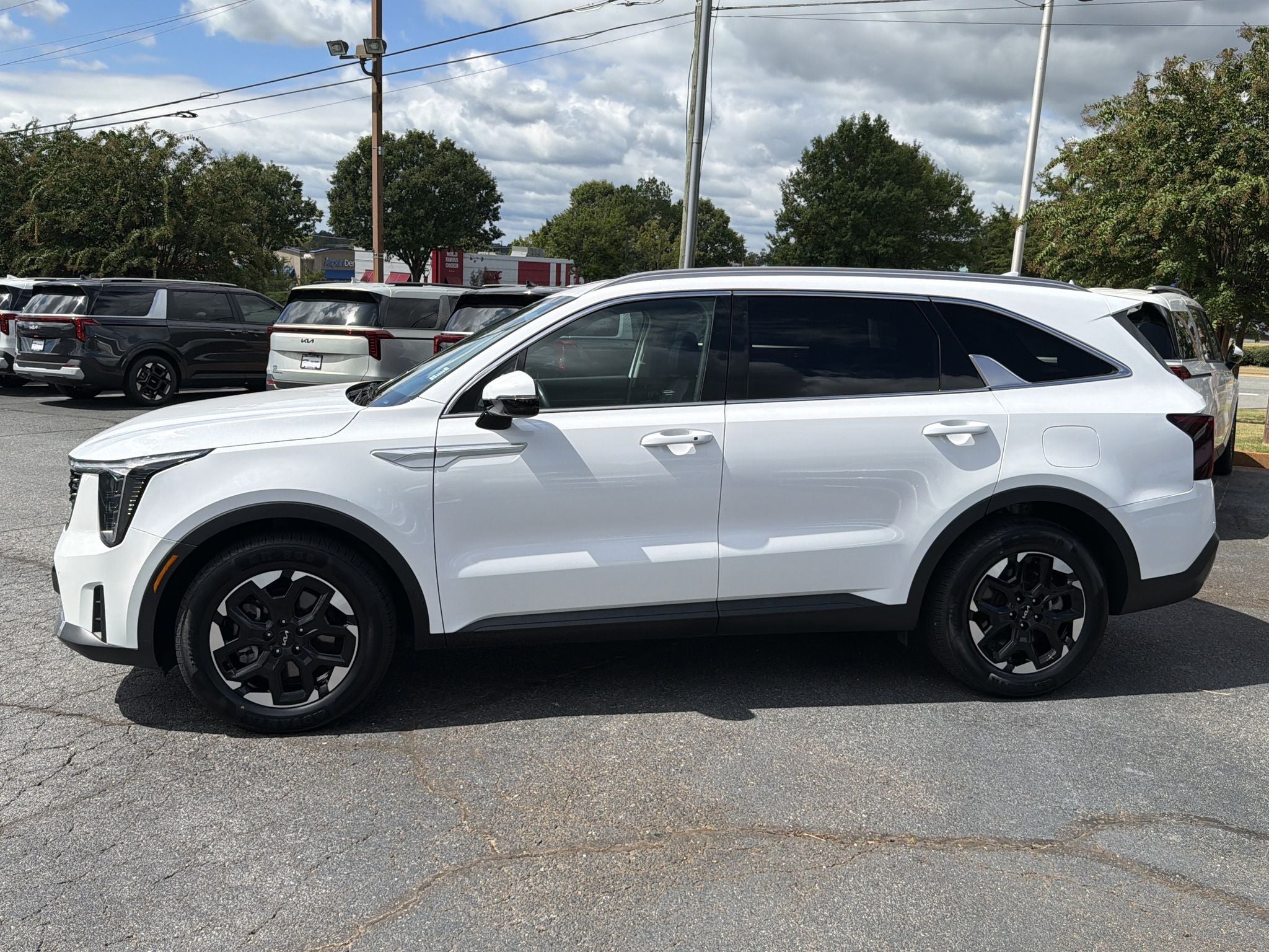 2024 Kia Sorento S