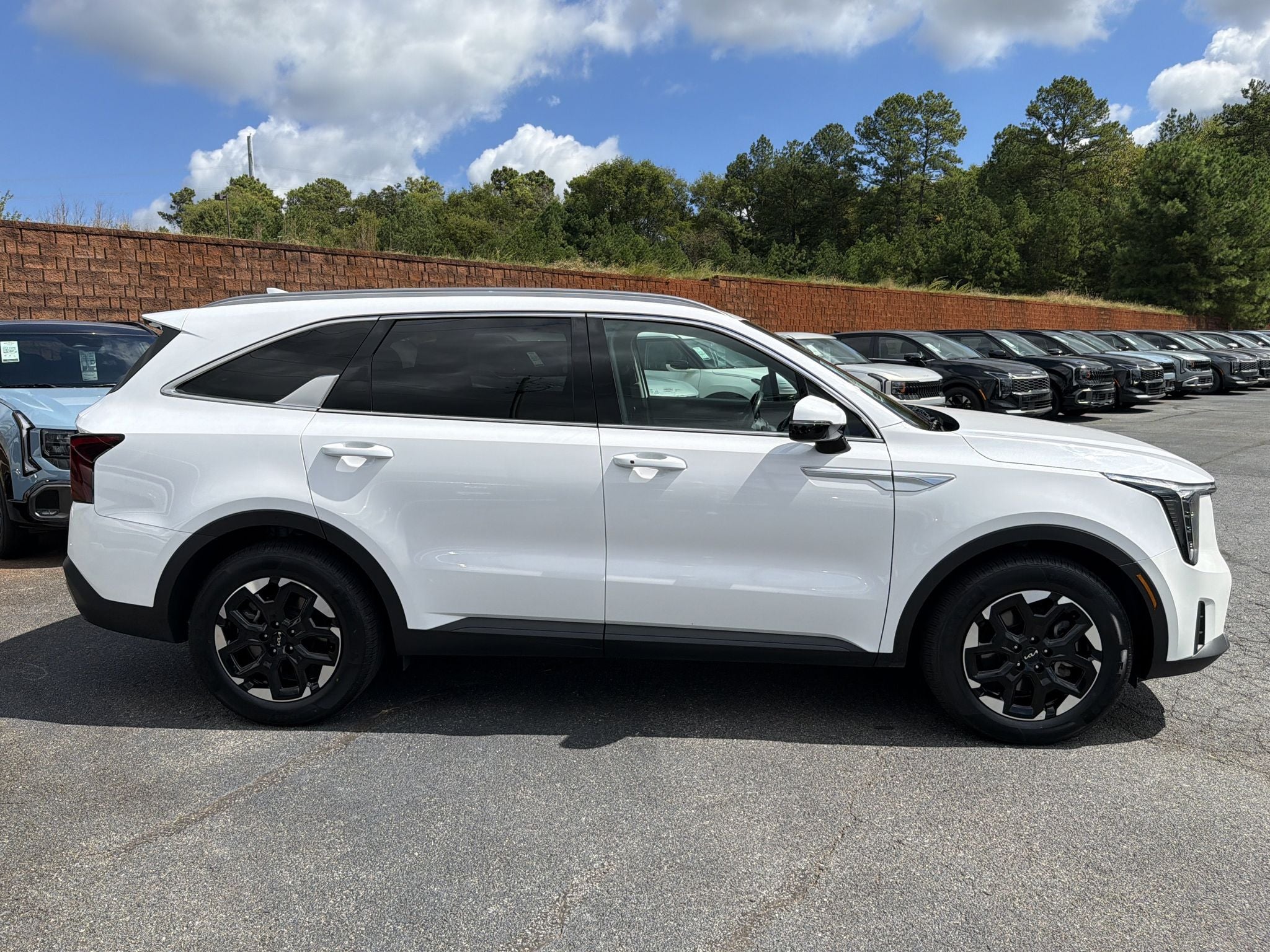 2024 Kia Sorento S