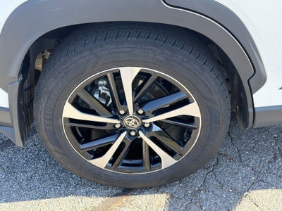 2024 Toyota Corolla Cross Hybrid Hybrid XSE
