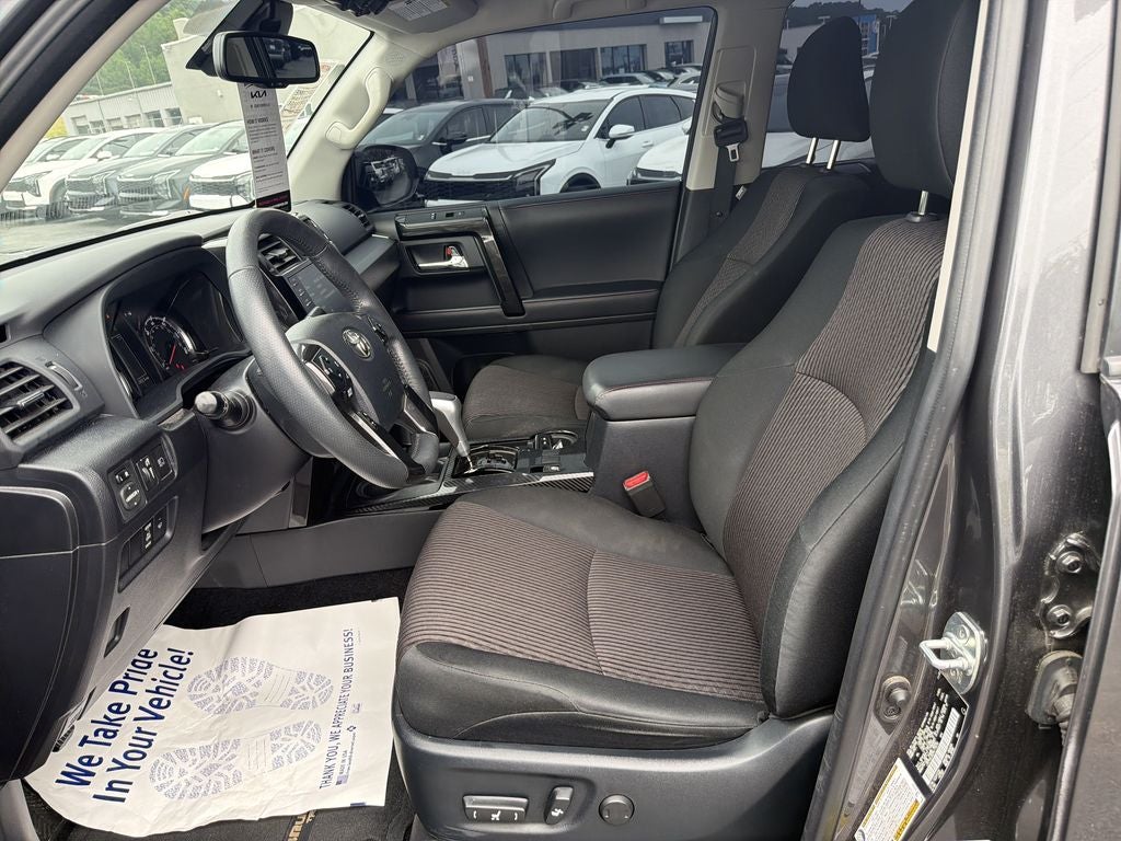 2023 Toyota 4Runner TRD Off Road