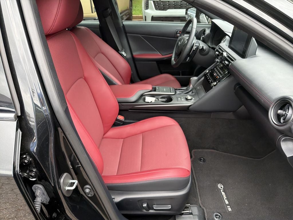 2024 Lexus IS 350 F SPORT Design