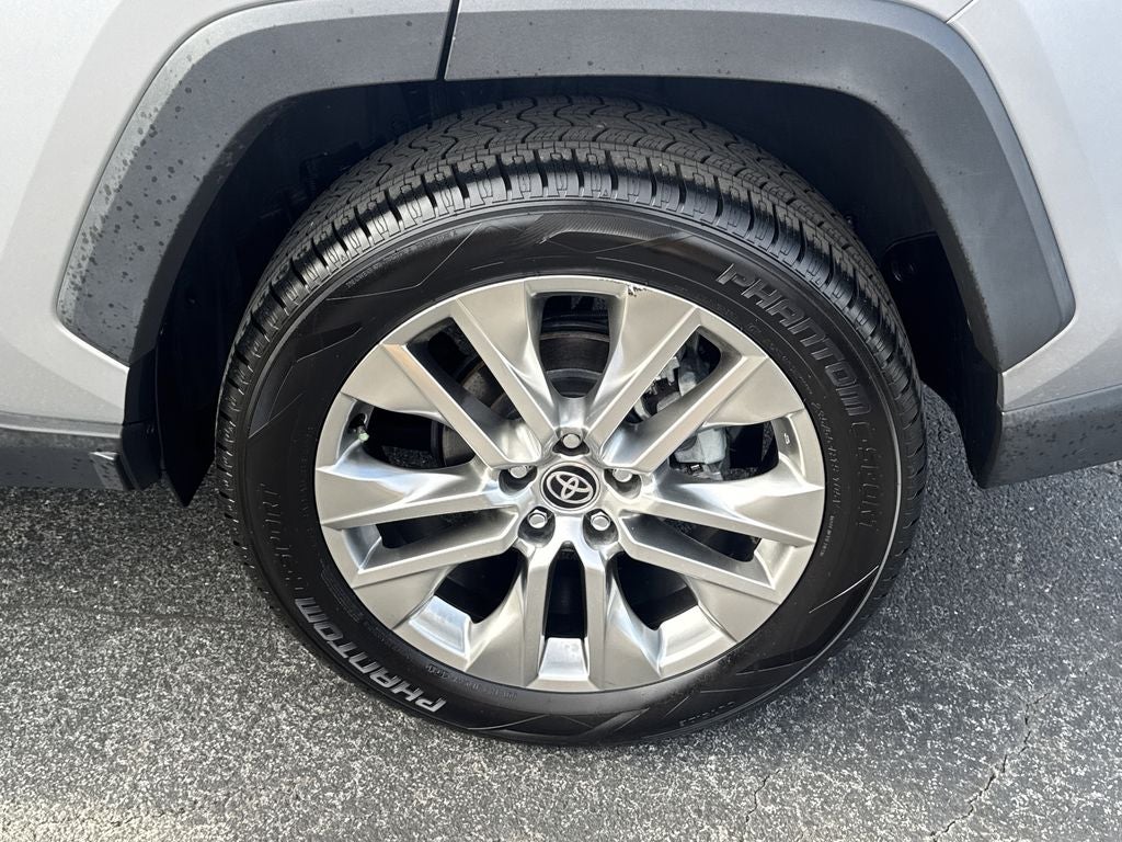 2021 Toyota RAV4 XLE Premium