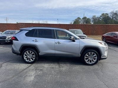 2021 Toyota RAV4 XLE Premium