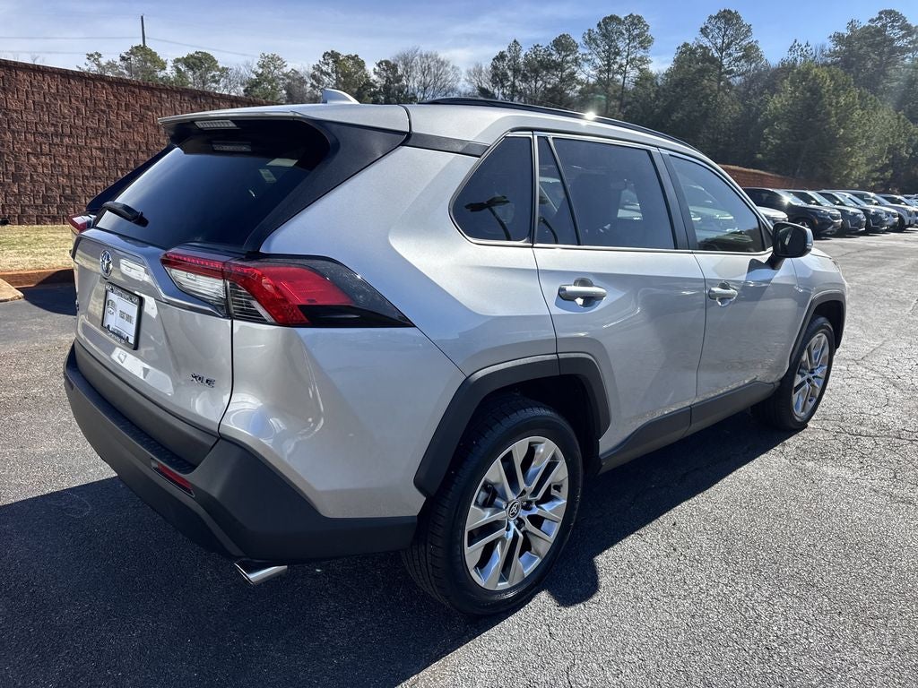 2025 Toyota RAV4 XLE Premium
