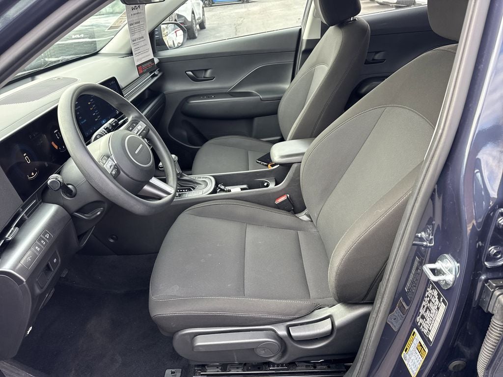 2025 Hyundai Kona SE