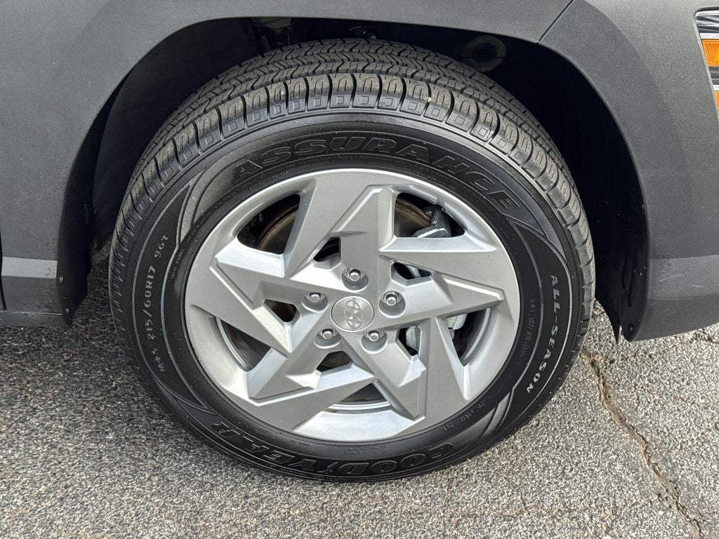 2025 Hyundai Kona SE