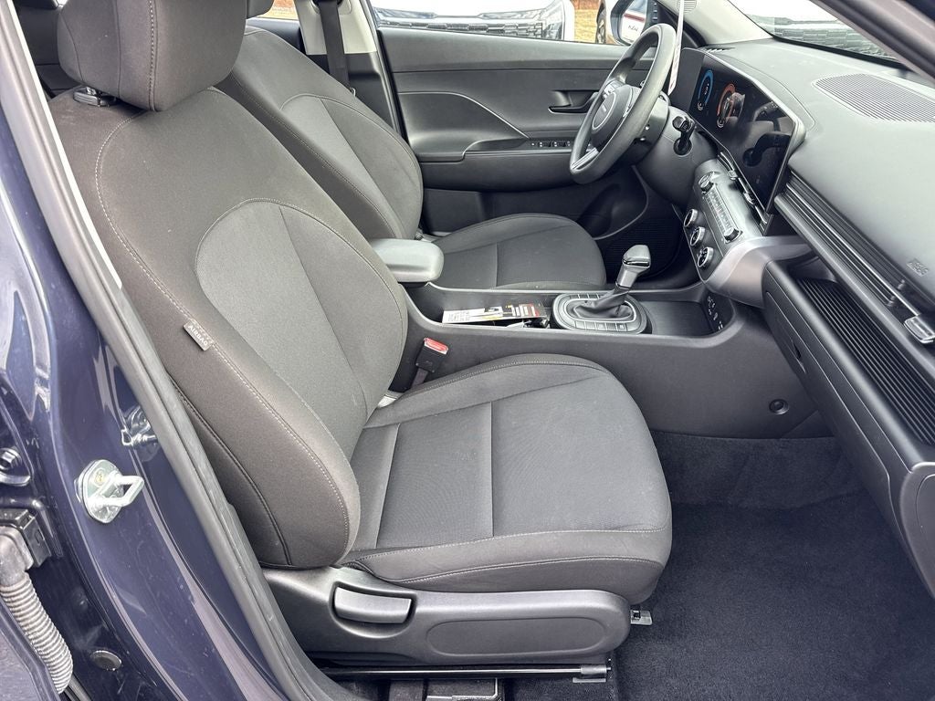 2025 Hyundai Kona SE